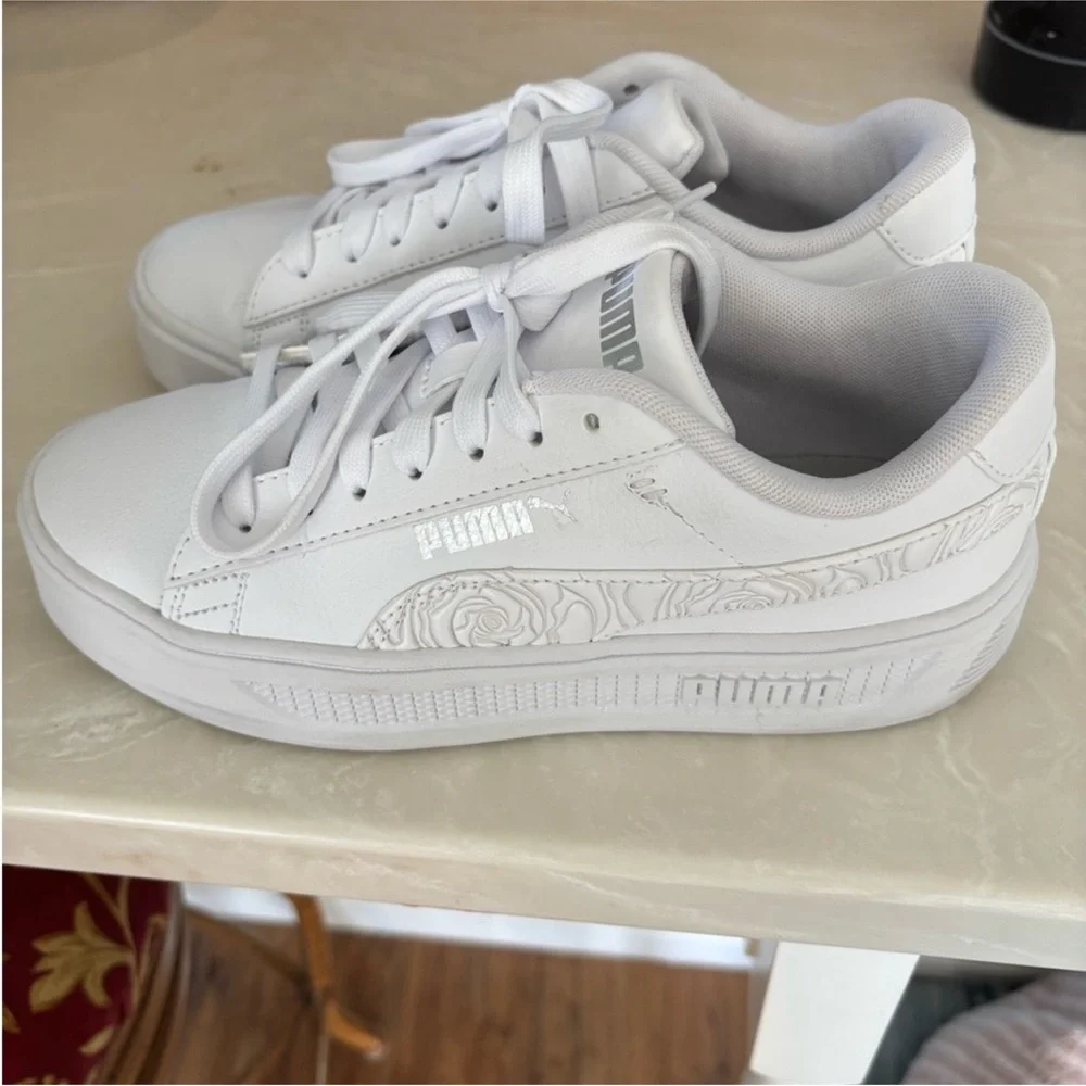 PUMA Smash‎ Platform V3 size 7.5